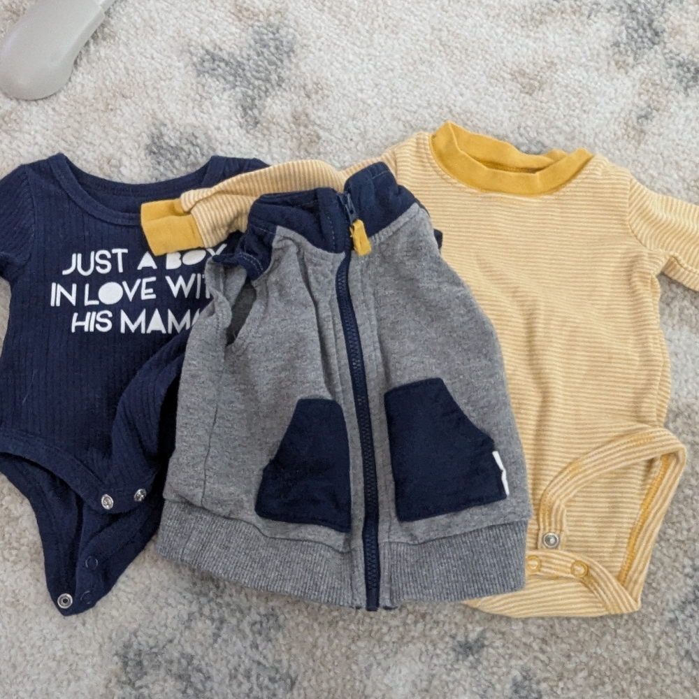 💥 5 for $30 💥 Onsie and Vest Set
